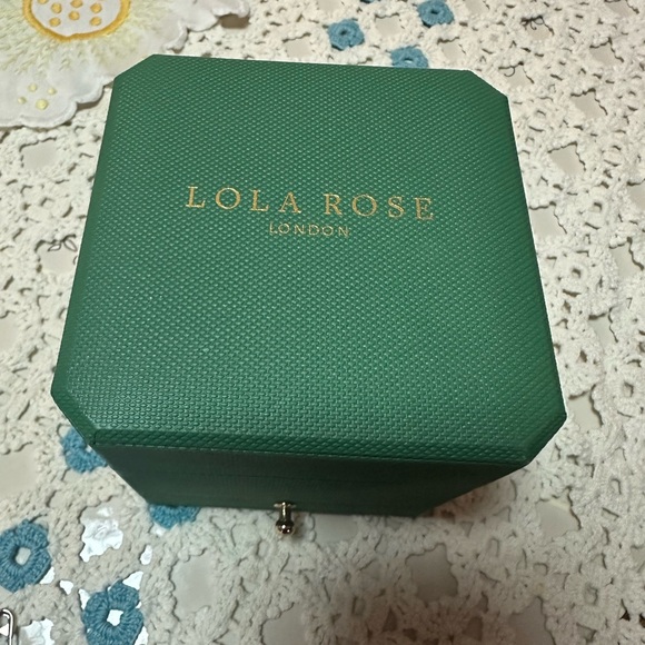 Women's Gold Watch - Picture 3 of 4